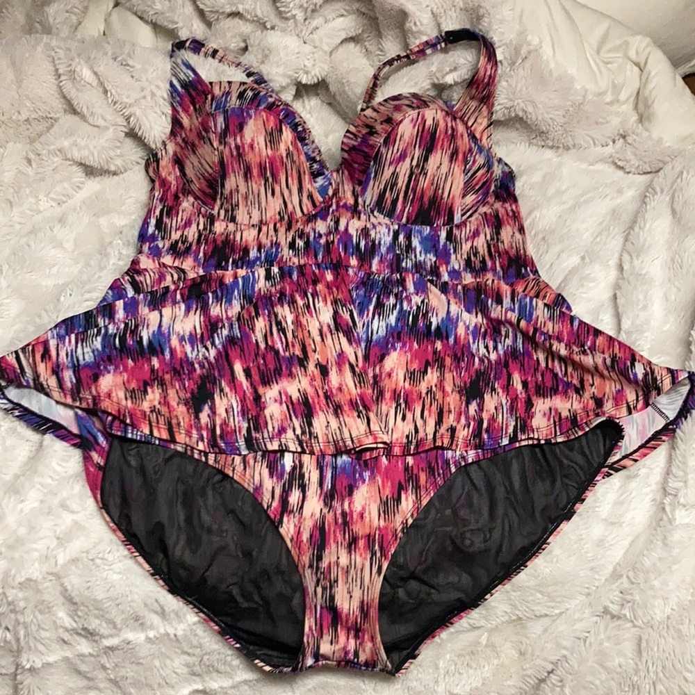 Torrid size 4 bathing suit one piece